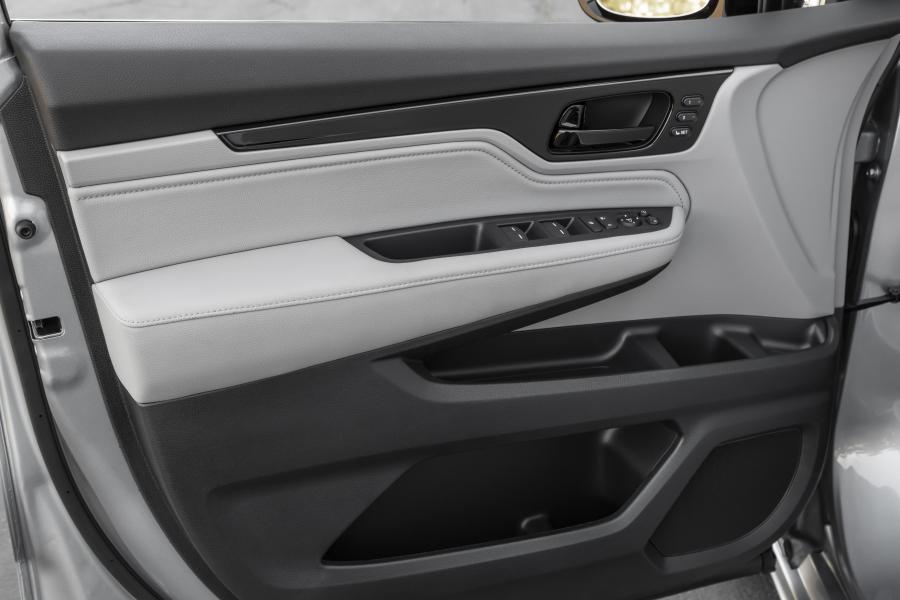 Детали интерьера Honda Odyssey 2020 года  (NA) (фото 57 из 119)
